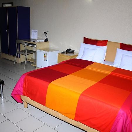 Hotel Saint Thomas Lomé Exteriör bild